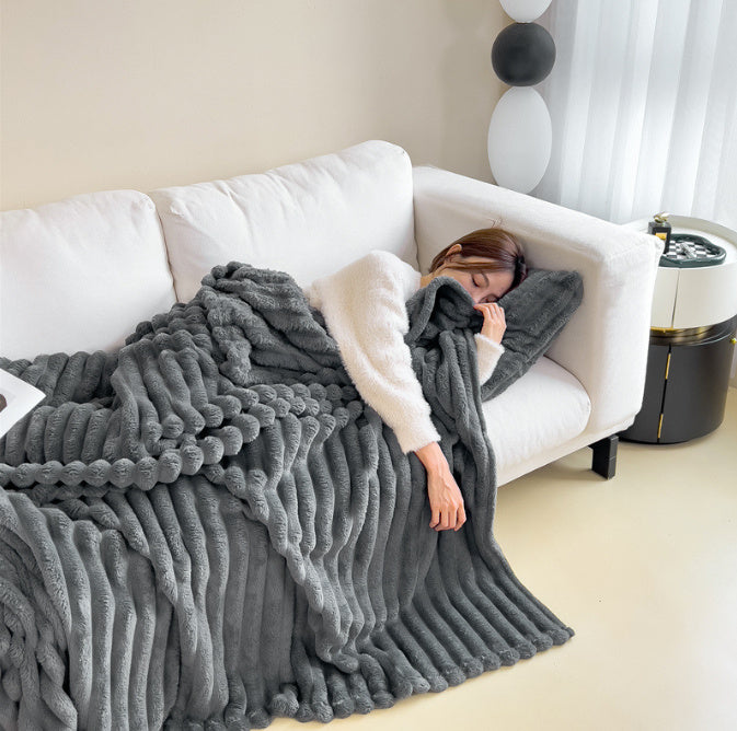 Double-Sided Bubble Velvet & Faux Rabbit Fur Blanket – Warm & Thick Throw