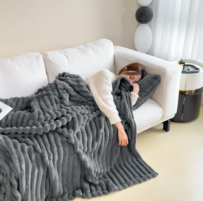 Double-Sided Bubble Velvet & Faux Rabbit Fur Blanket – Warm & Thick Throw